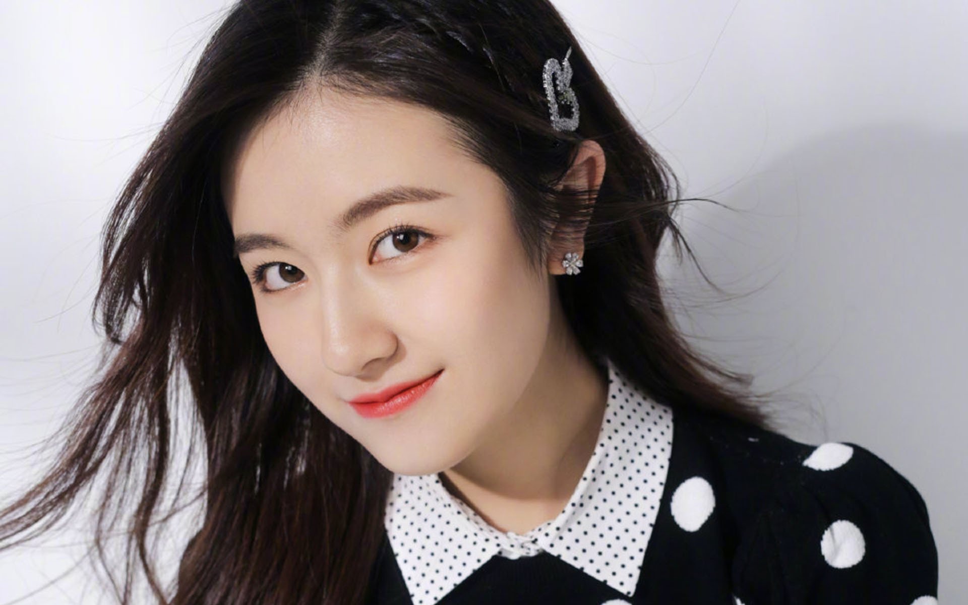 开云网站-“德甲联盟争霸战，冠军归属悬念重重”，德甲冠军联赛