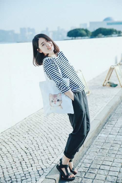 开云官方网站-以“体育+科技”为核心，打造青少年篮球科技创新体验馆，科技篮球场