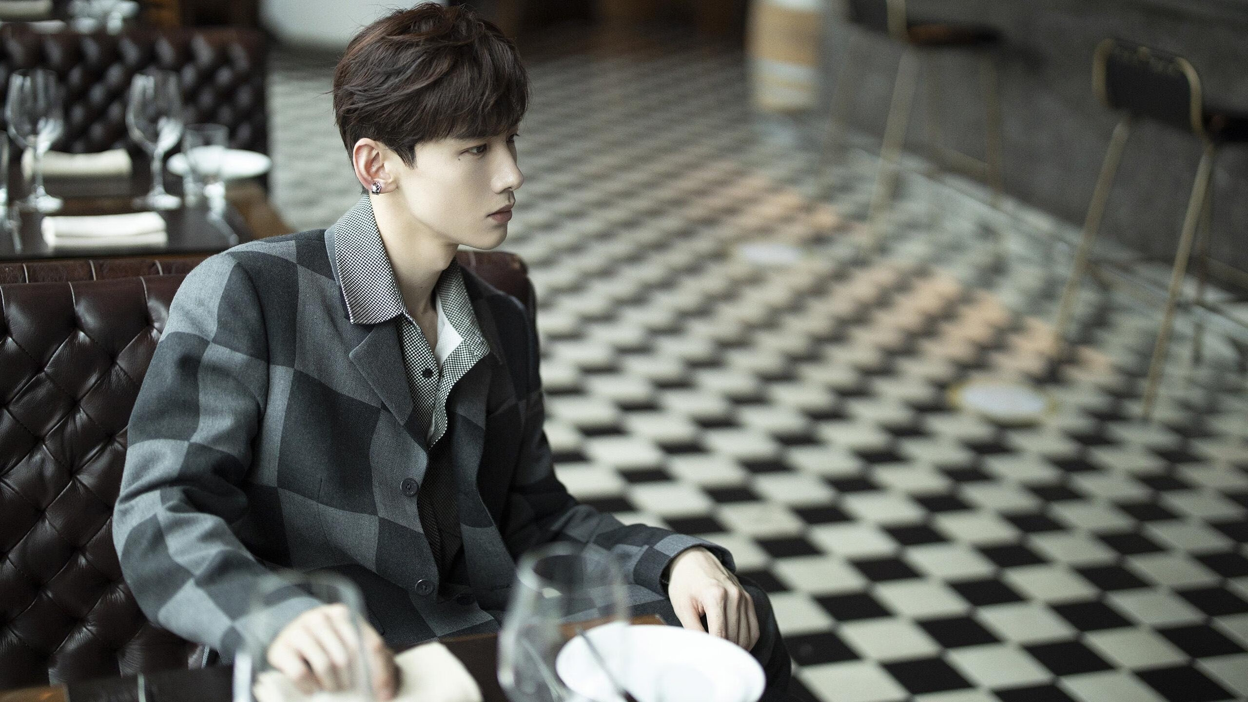 开云官网APP下载-富勒姆客场取胜切尔西，英超保级斗争形势扭转，富勒姆转会