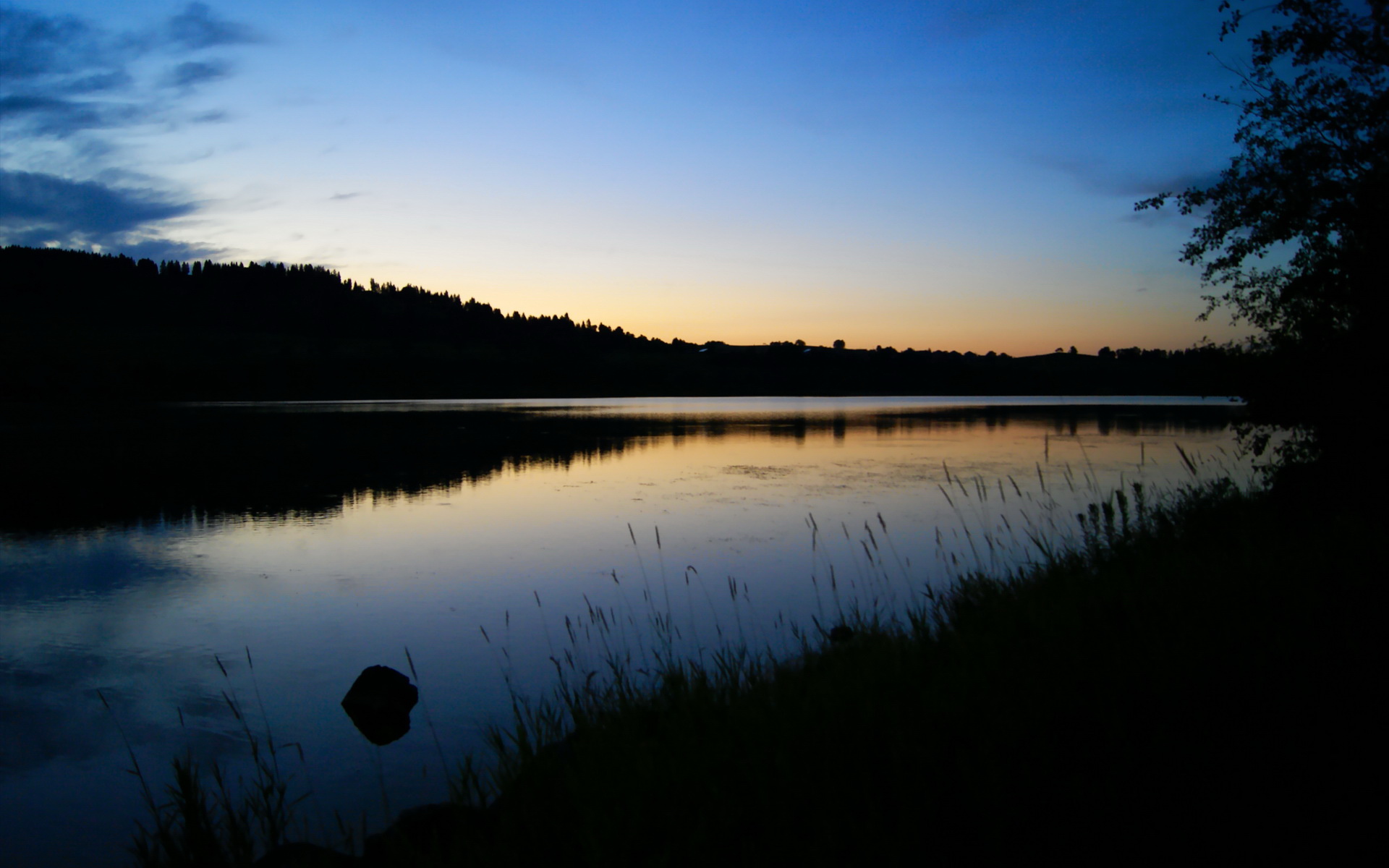 开云官方网页登录-意甲冲刺：尤文图斯与国米激烈追分战，尤文图斯和国米比赛