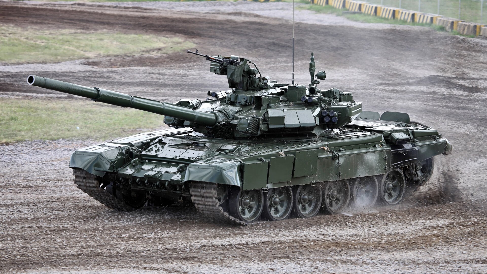 西甲裁判语言模型优化多语种环境下判罚准确率,西甲裁判工资